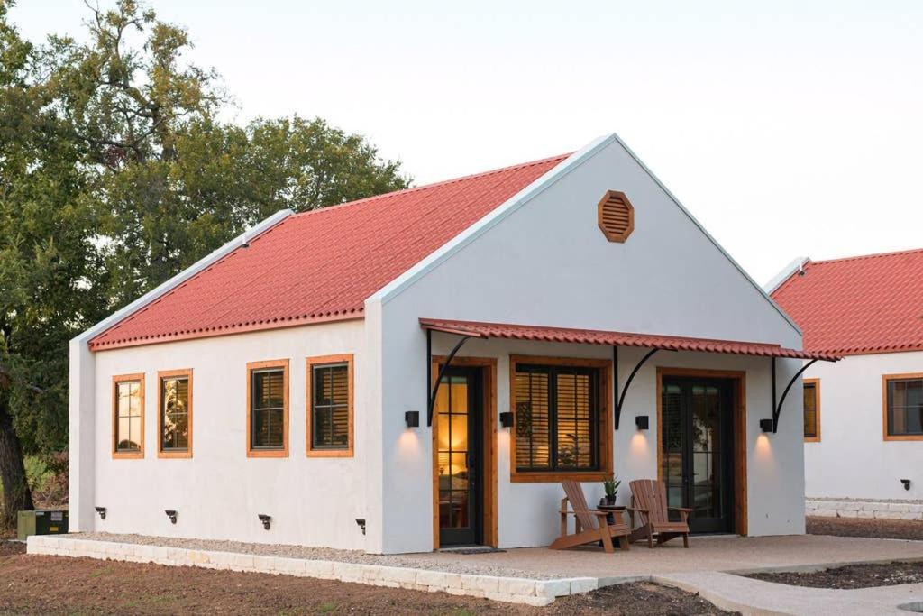 Little Dutch Cabin #1 - 12 Min To Magnolia-Baylor Bellmead Exterior foto